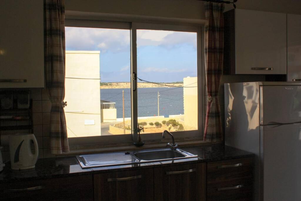 Fiesta Apartment Seaview Mellieħa Dış mekan fotoğraf