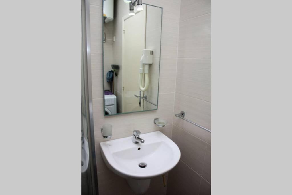 Fiesta Apartment Seaview Mellieħa Dış mekan fotoğraf