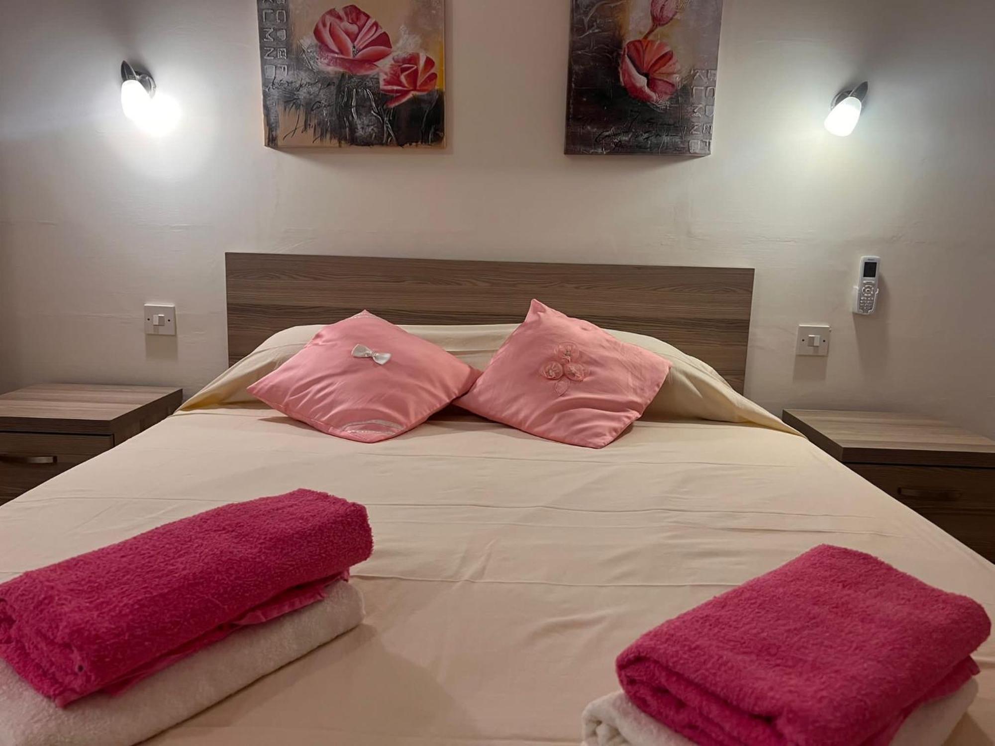 Fiesta Apartment Seaview Mellieħa Dış mekan fotoğraf
