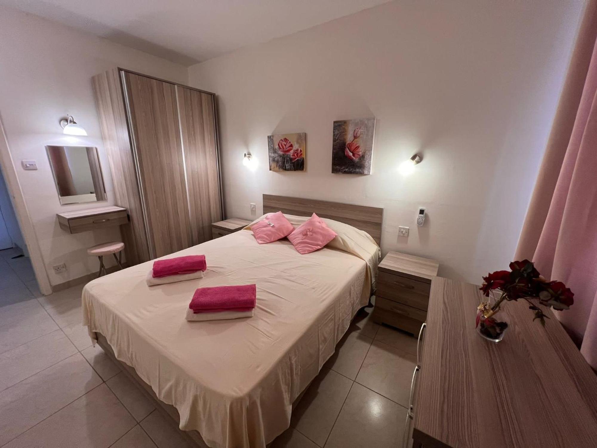 Fiesta Apartment Seaview Mellieħa Dış mekan fotoğraf